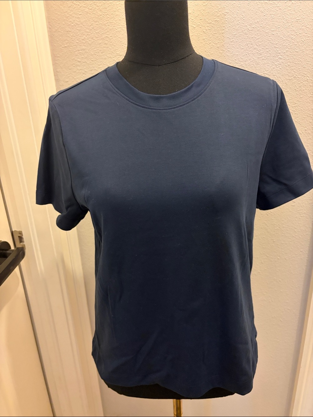 SPANX Navy Cool Cotton Short Sleeve Crewneck Tee NWT Medium - Picture 5 of 6